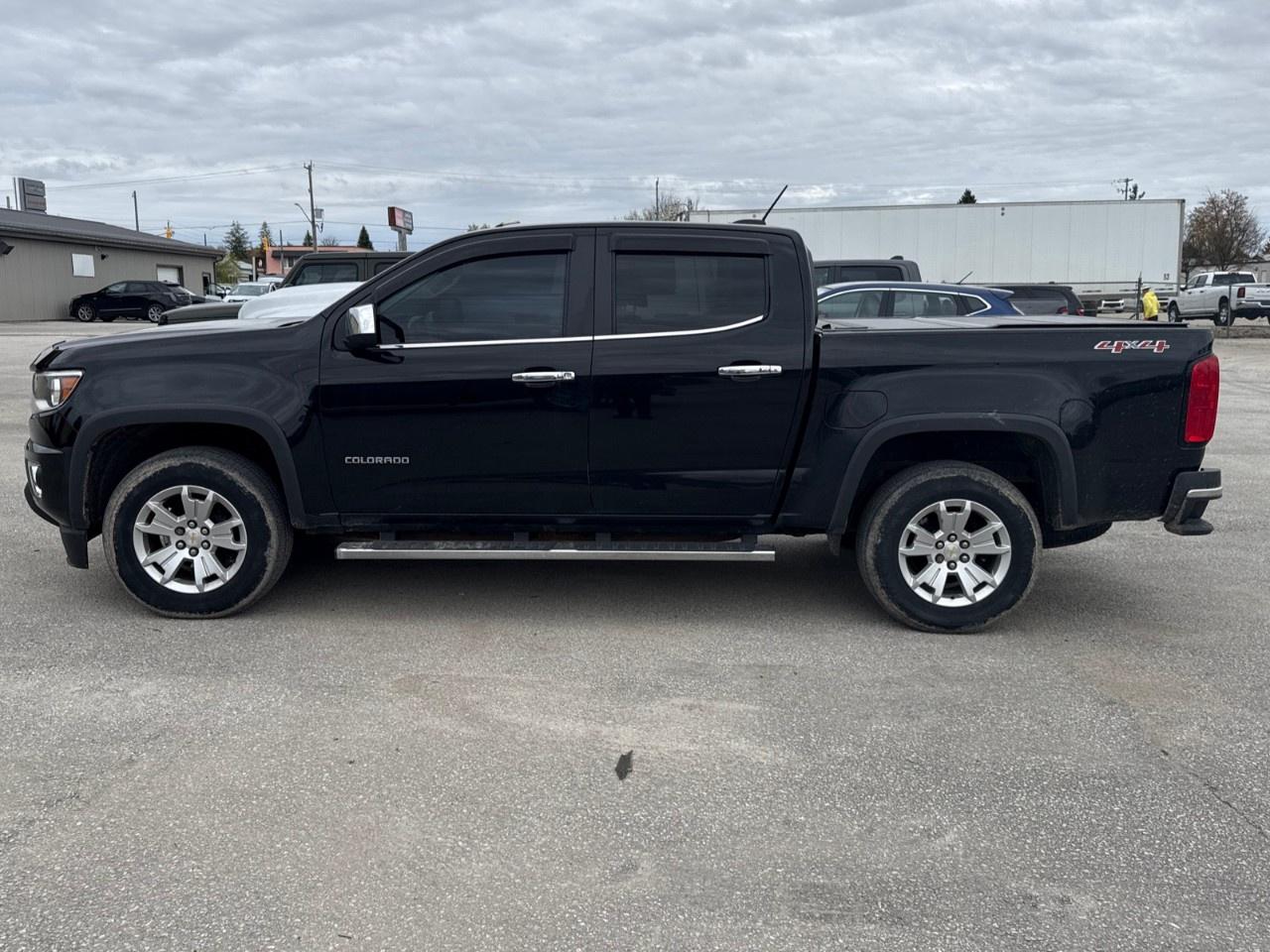 2017 Chevrolet Colorado Crew Cab Short Box 4-Wheel Drive LT Photo