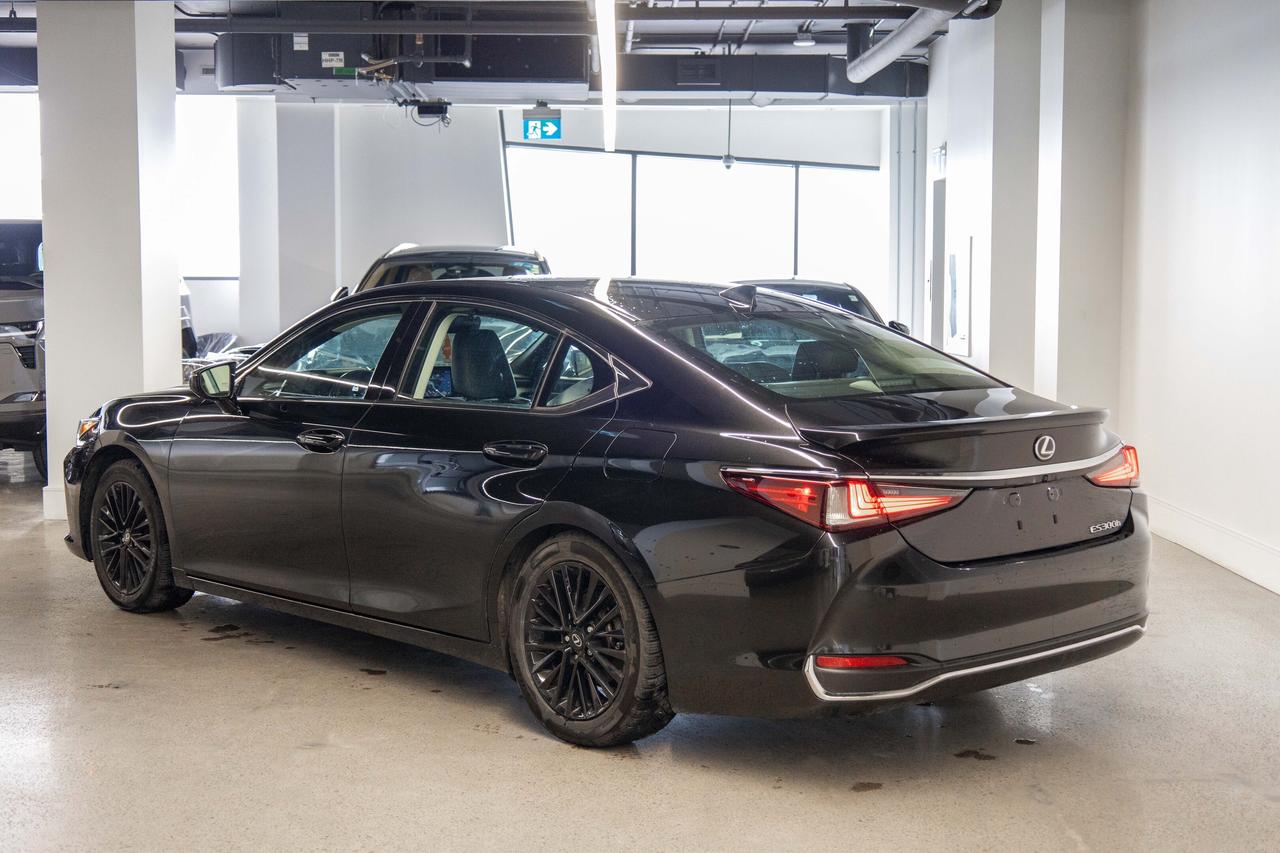 2024 Lexus ES 300h 300h Ultra Premium Pkg Safety Certified Photo3