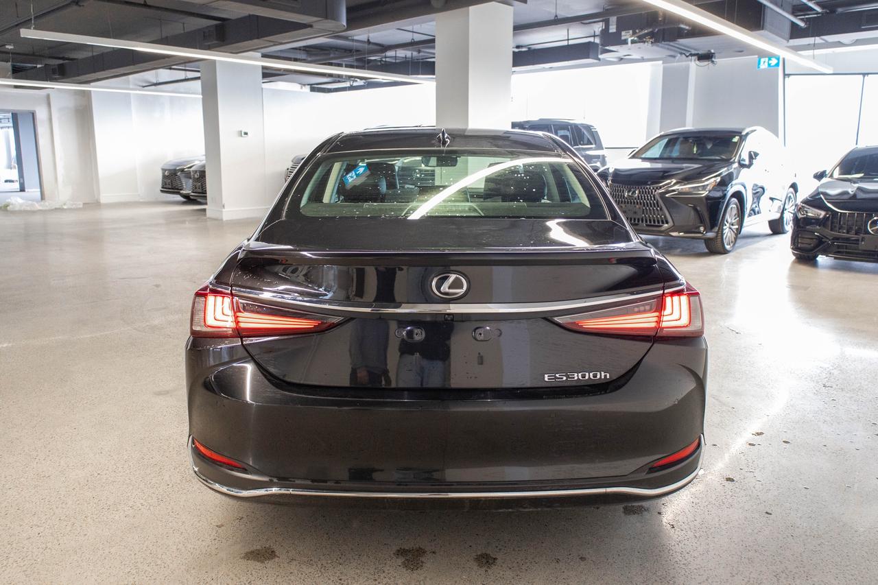 2024 Lexus ES 300h 300h Ultra Premium Pkg Safety Certified Photo