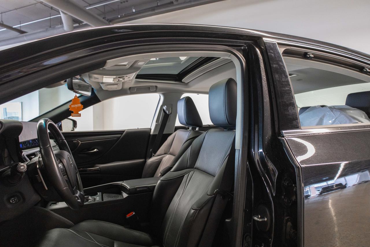 2024 Lexus ES 300h 300h Ultra Premium Pkg Safety Certified Photo