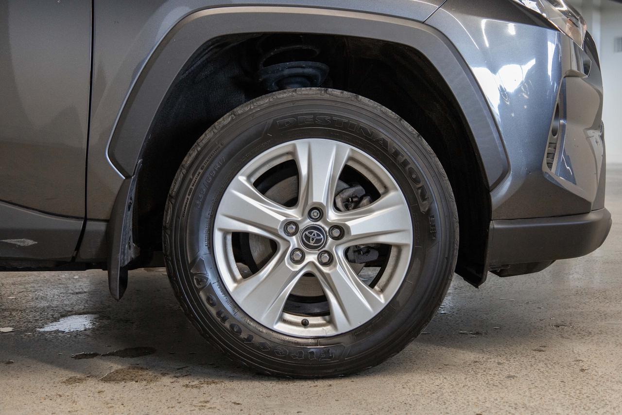 2020 Toyota RAV4 XLE Pkg Safety Certified Welcome Trades Photo