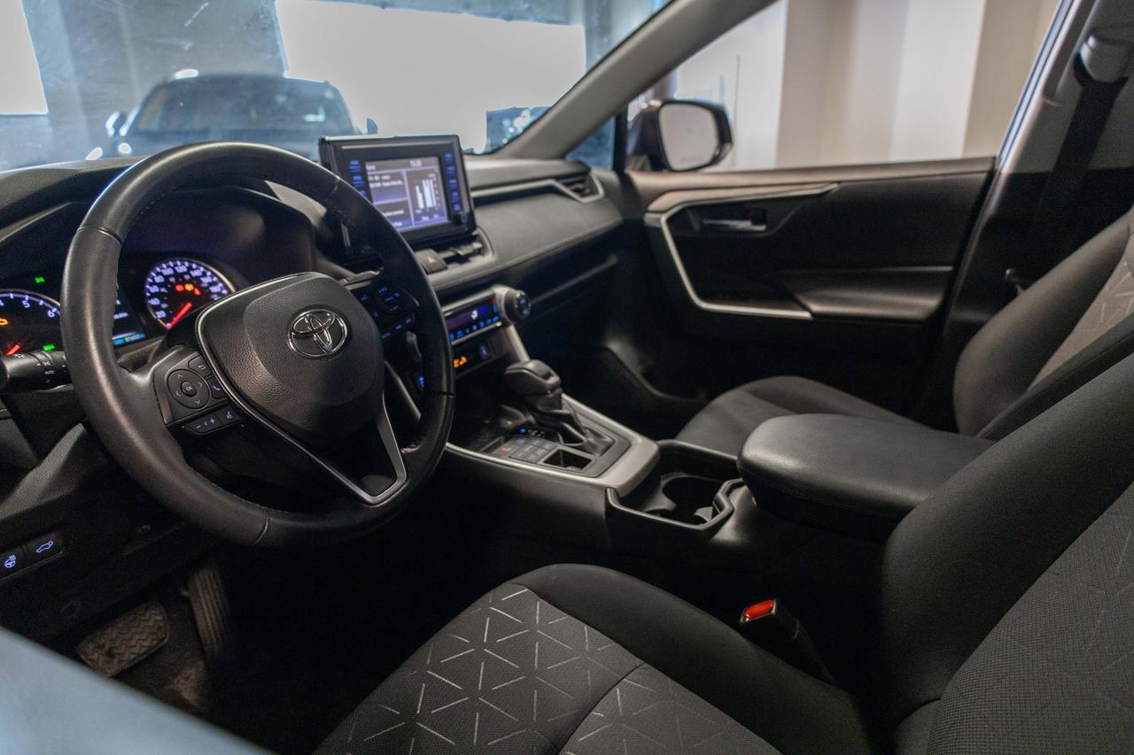 2020 Toyota RAV4 XLE Pkg Safety Certified Welcome Trades Photo