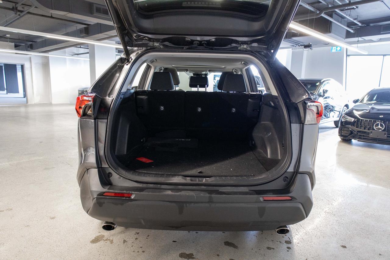 2020 Toyota RAV4 XLE Pkg Safety Certified Welcome Trades Photo