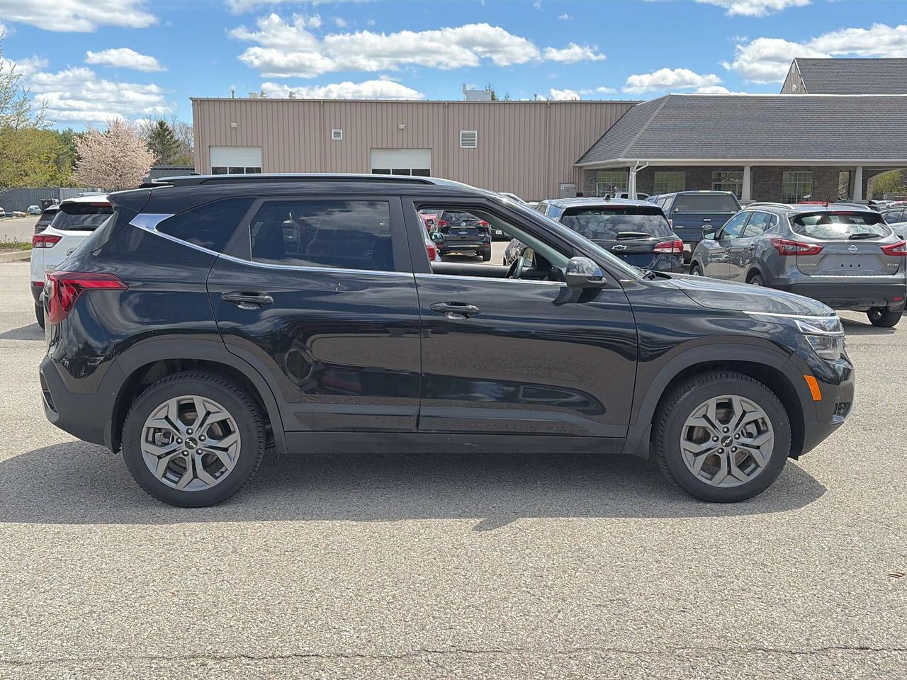 2026 Kia Seltos EX AWD   Sunroof   Leather   Heated Seats Photo2