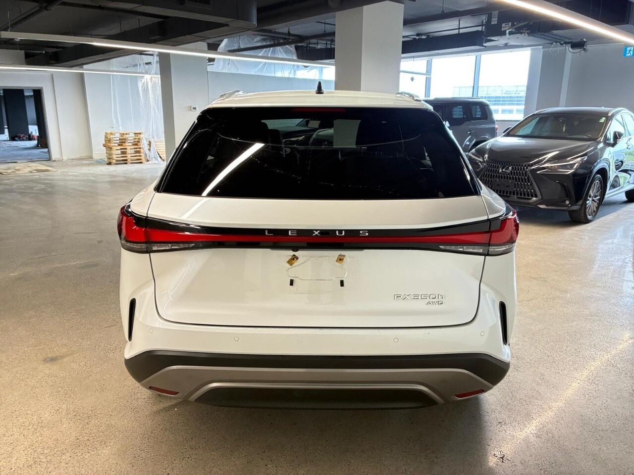 2023 Lexus RX 350h Premium Pkg Lexus Certified Welcome Trades Photo3