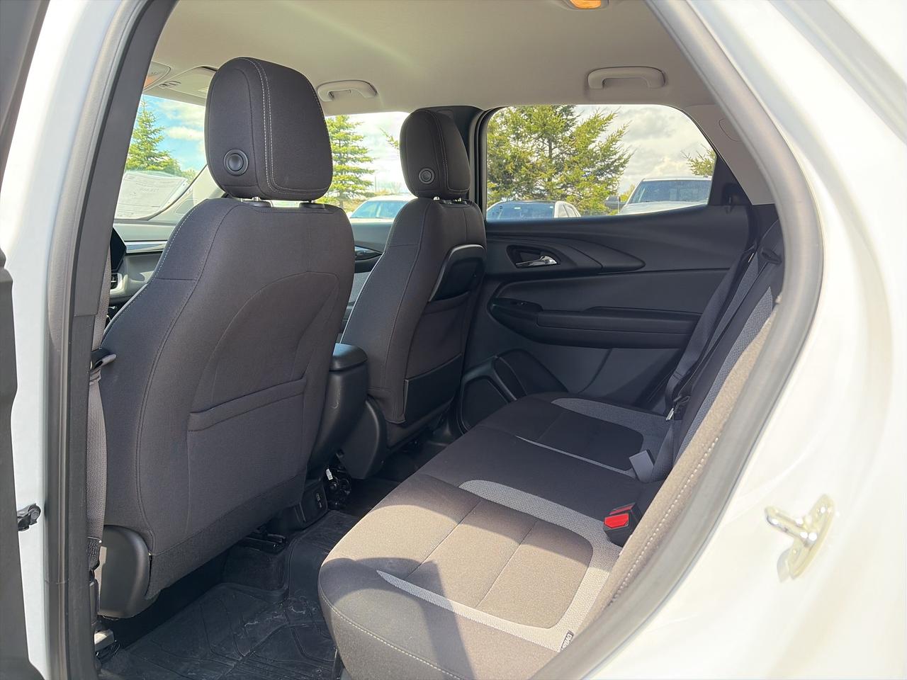 2024 Chevrolet TrailBlazer LT AWD   Heated Seats & Steering Wheel   Blindspot Photo
