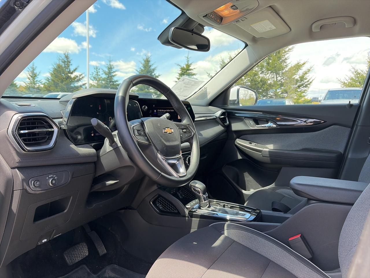 2024 Chevrolet TrailBlazer LT AWD   Heated Seats & Steering Wheel   Blindspot Photo