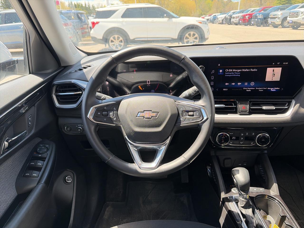 2024 Chevrolet TrailBlazer LT AWD   Heated Seats & Steering Wheel   Blindspot Photo