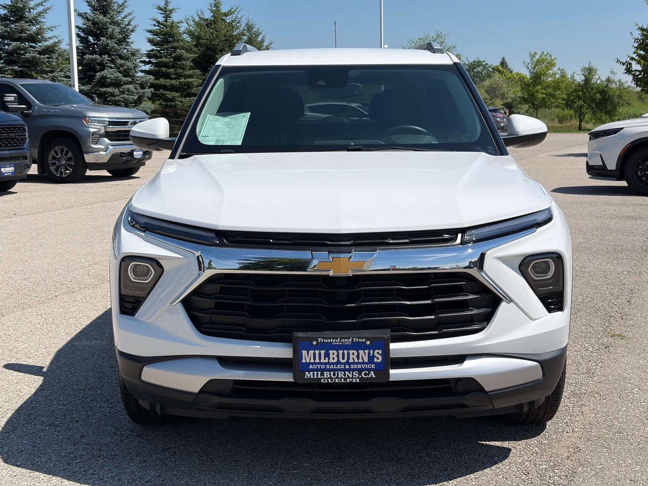 2024 Chevrolet TrailBlazer LT AWD   Heated Seats & Steering Wheel   Blindspot Photo