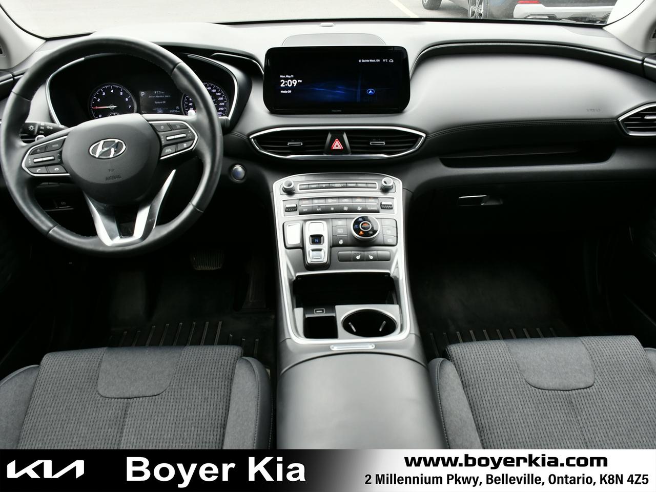 2023 Hyundai Santa Fe Preferred Photo