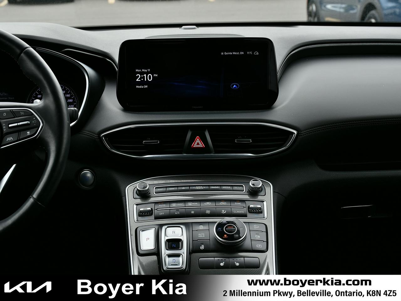 2023 Hyundai Santa Fe Preferred Photo
