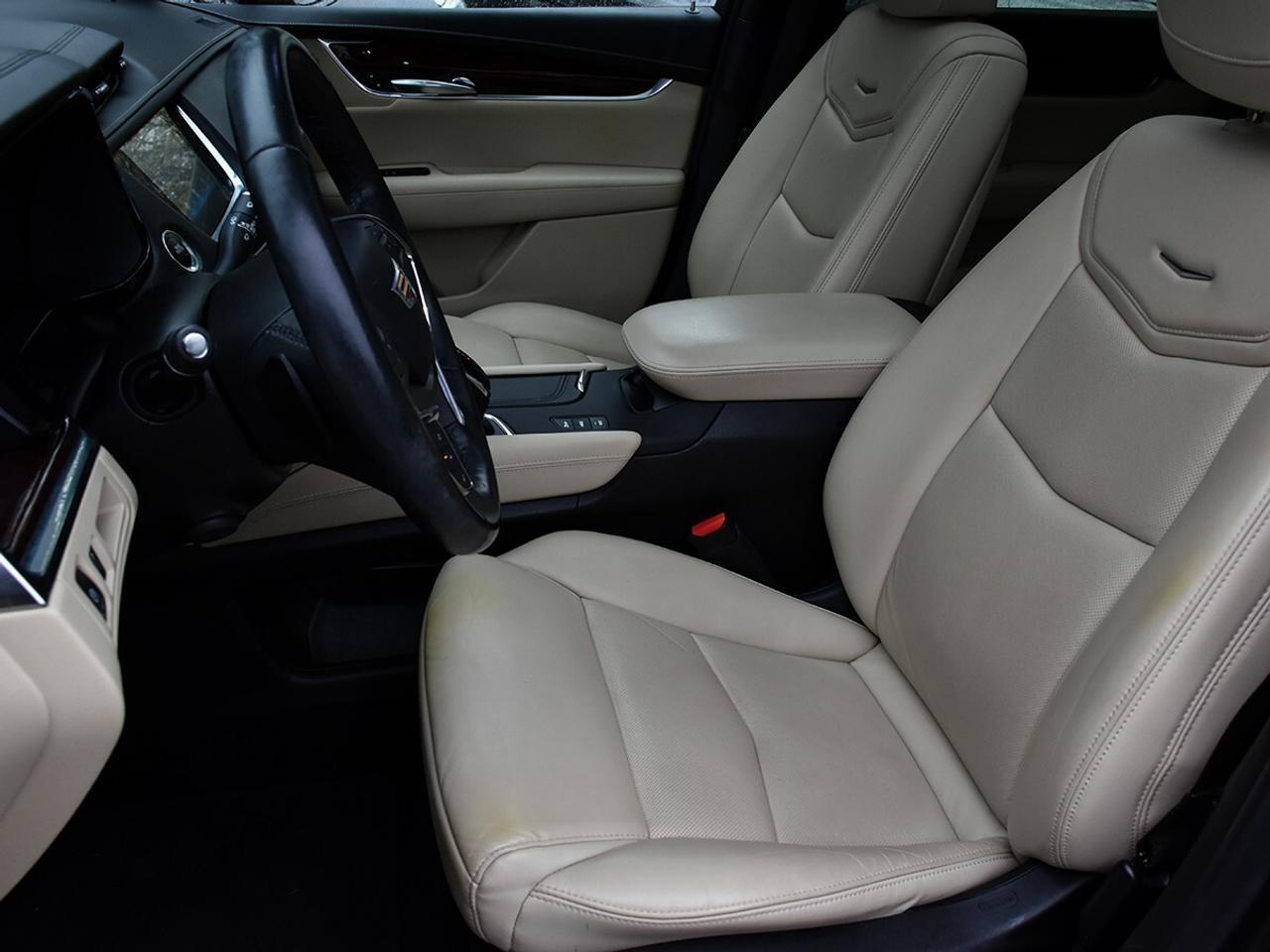 2019 Cadillac XT5 Luxury AWD Photo