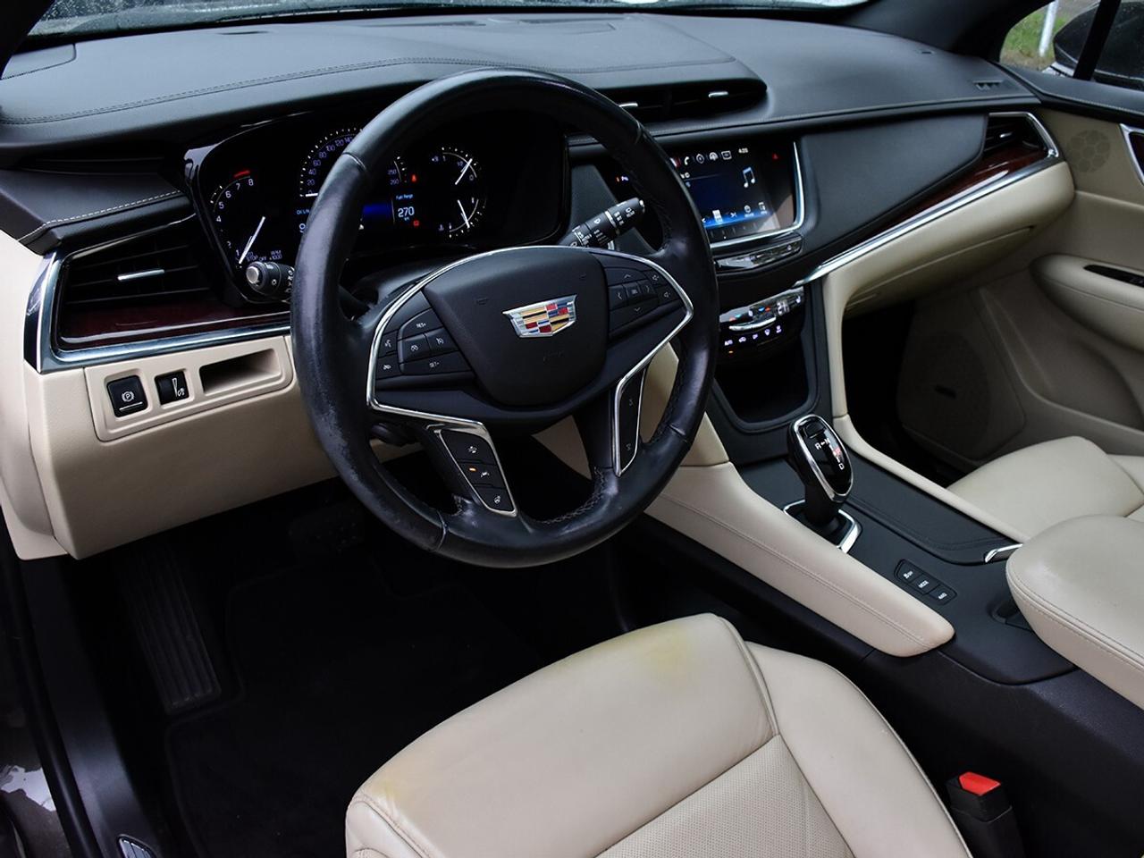 2019 Cadillac XT5 Luxury AWD Photo