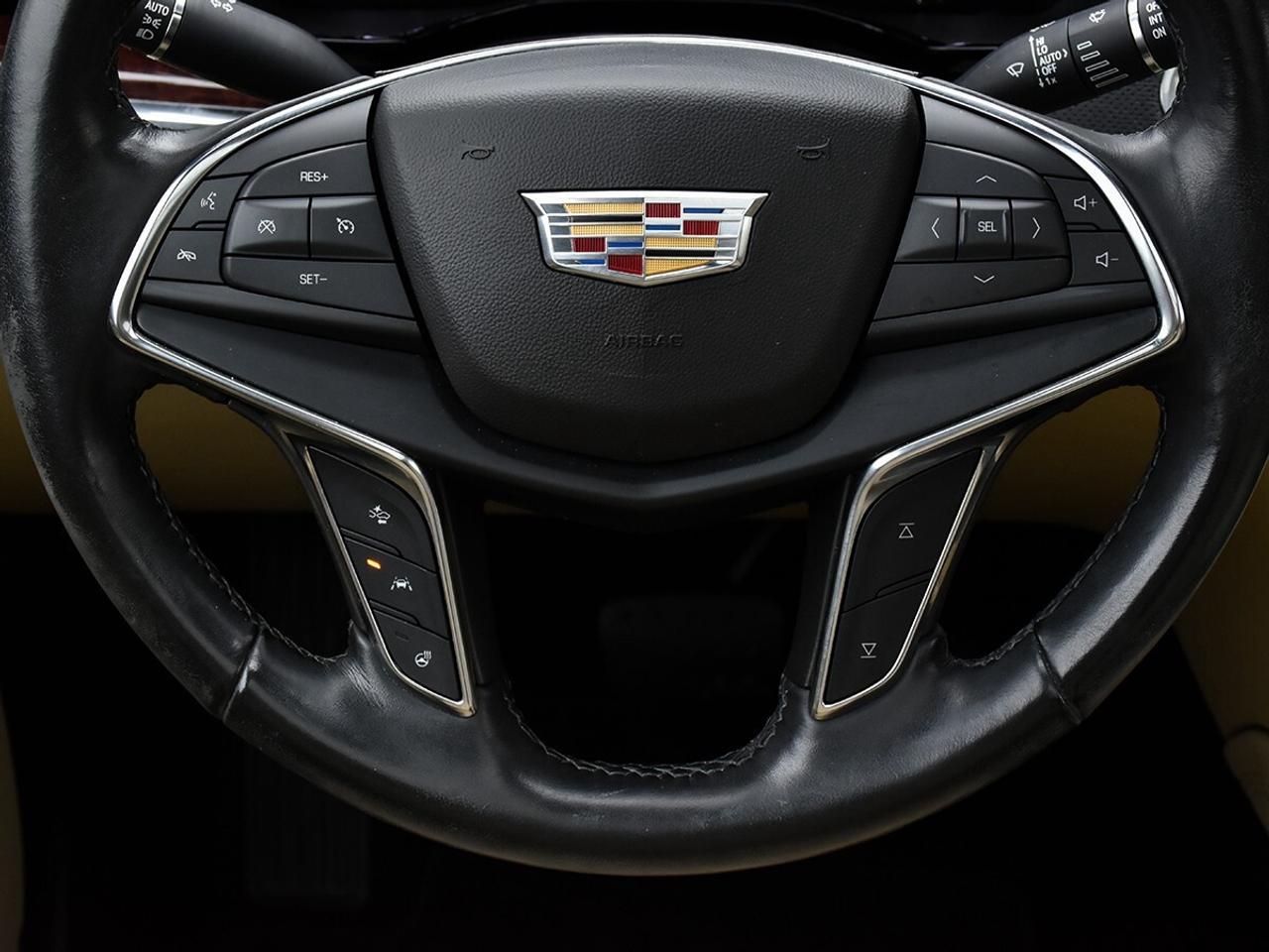 2019 Cadillac XT5 Luxury AWD Photo