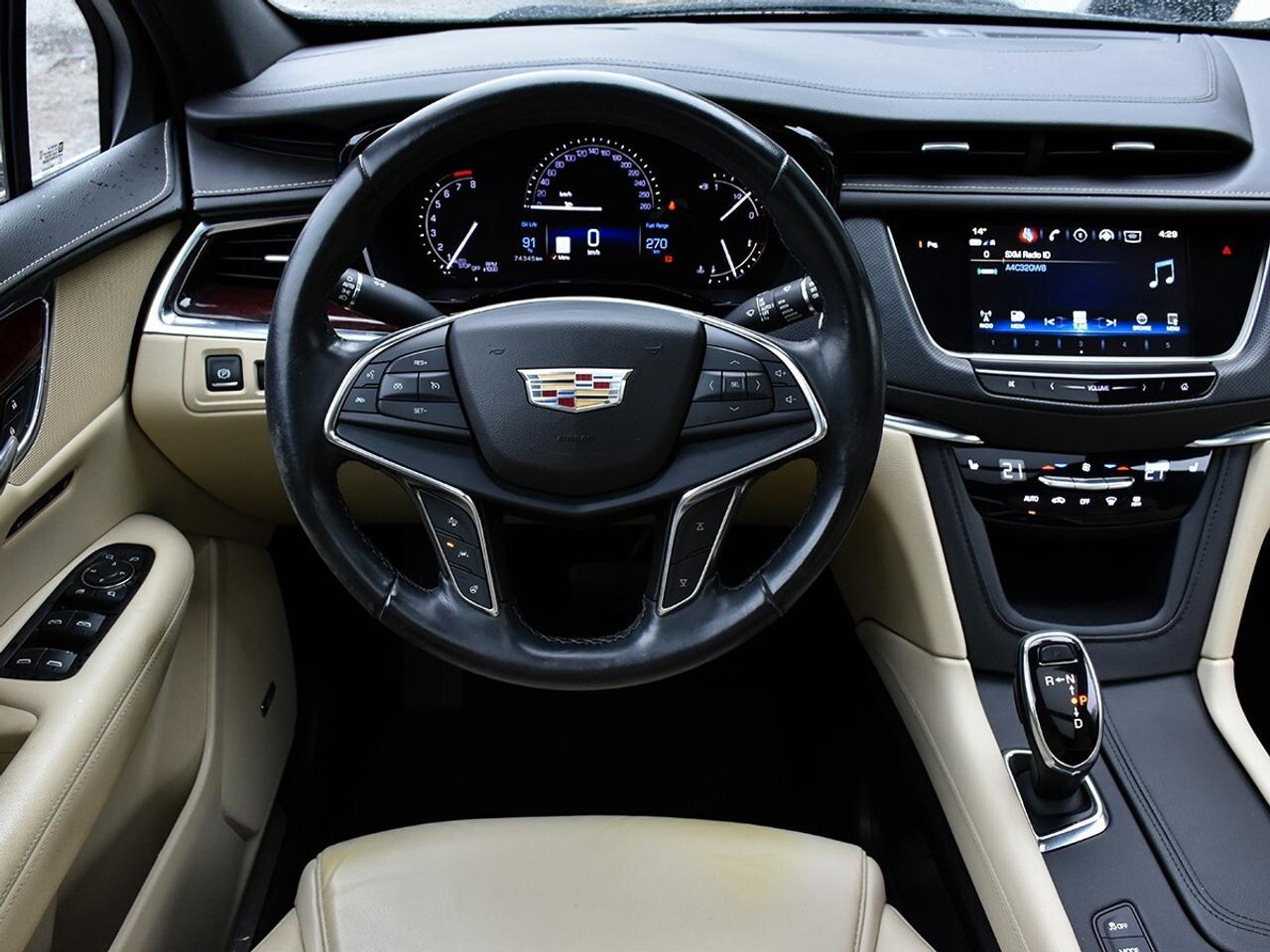 2019 Cadillac XT5 Luxury AWD Photo