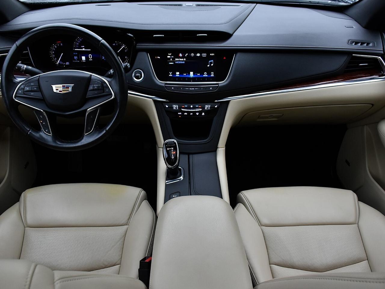 2019 Cadillac XT5 Luxury AWD Photo