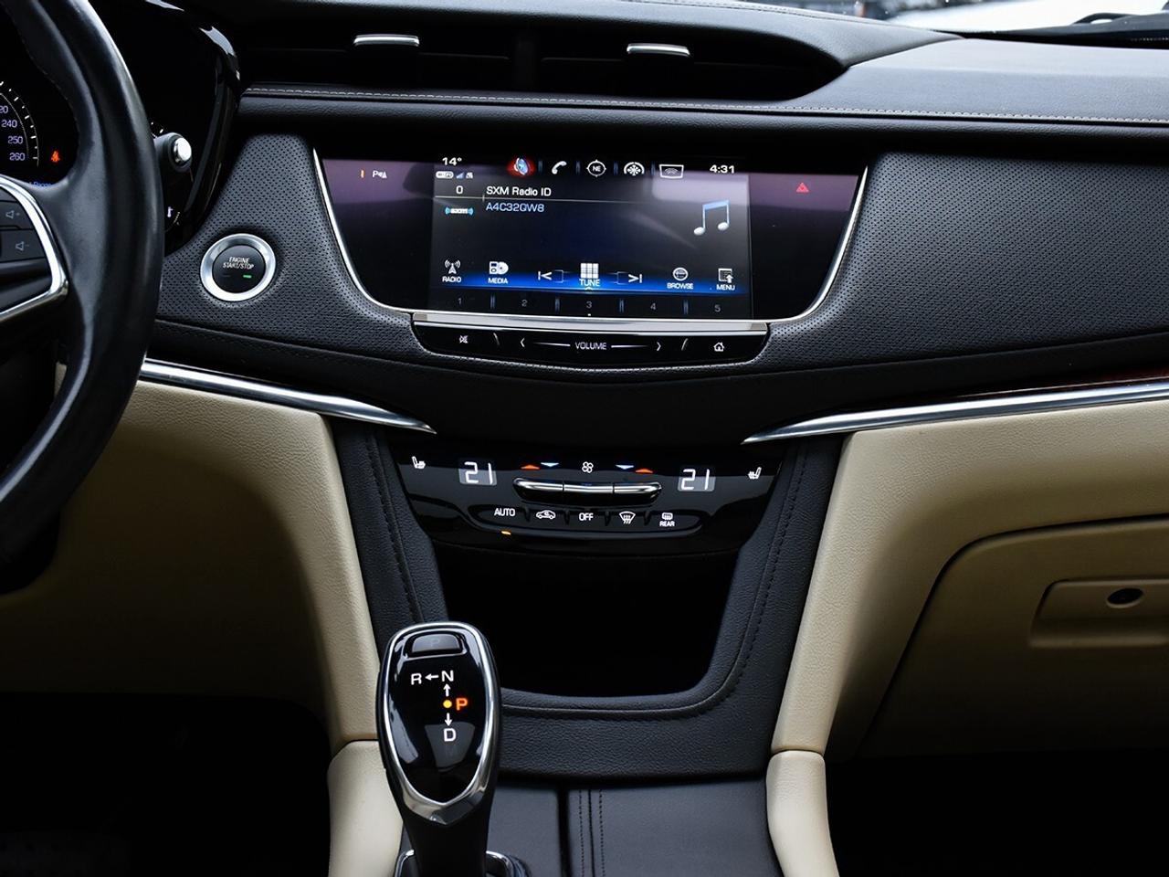 2019 Cadillac XT5 Luxury AWD Photo
