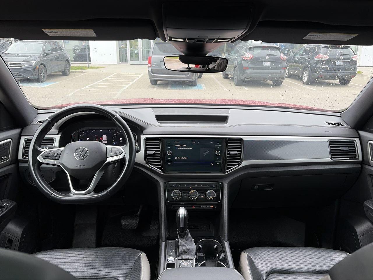 2020 Volkswagen Atlas Cross Sport Execline 3.6L 8sp at w/Tip 4MOTION Leather  Alloy Photo