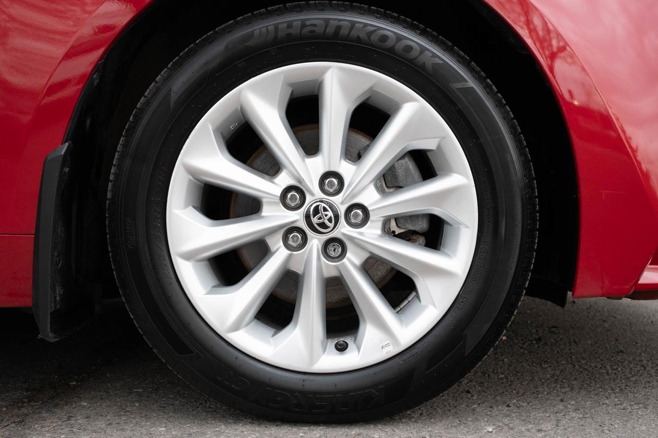 2020 Toyota Corolla LE UPGRADE PACKAGE Photo
