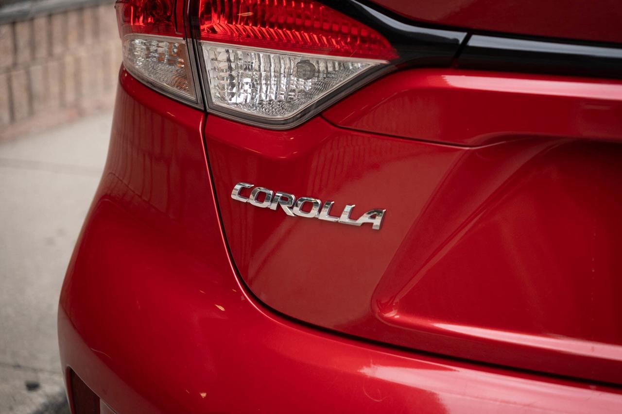 2020 Toyota Corolla LE UPGRADE PACKAGE Photo