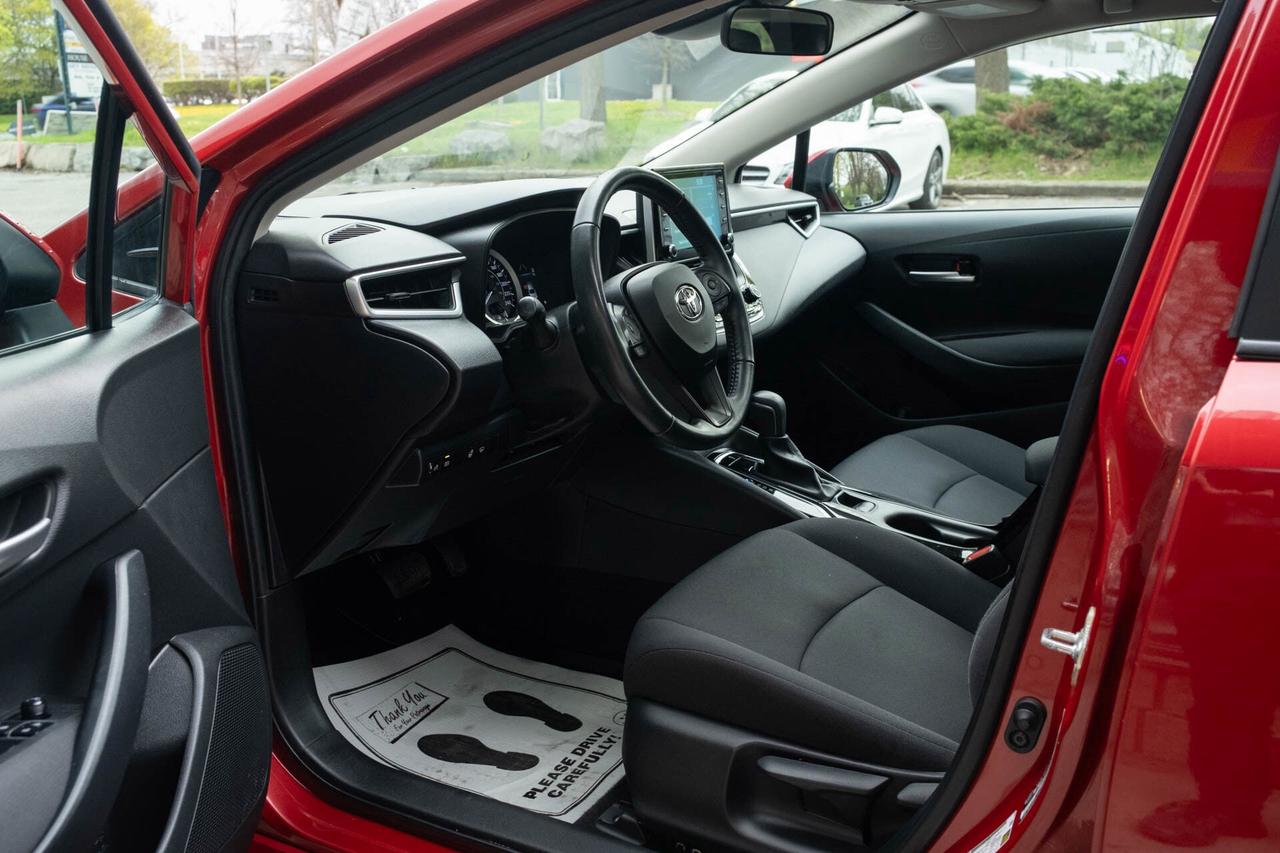 2020 Toyota Corolla LE UPGRADE PACKAGE Photo