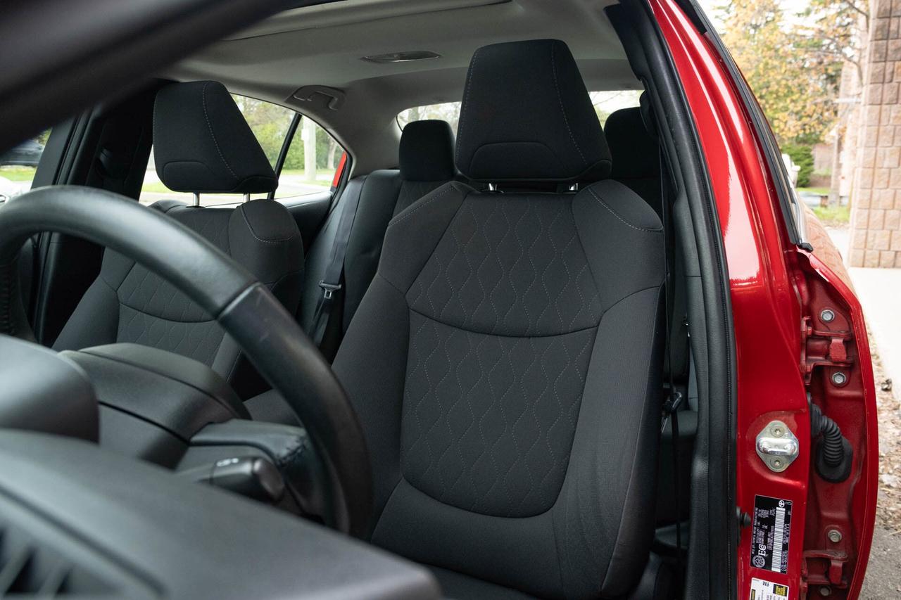 2020 Toyota Corolla LE UPGRADE PACKAGE Photo