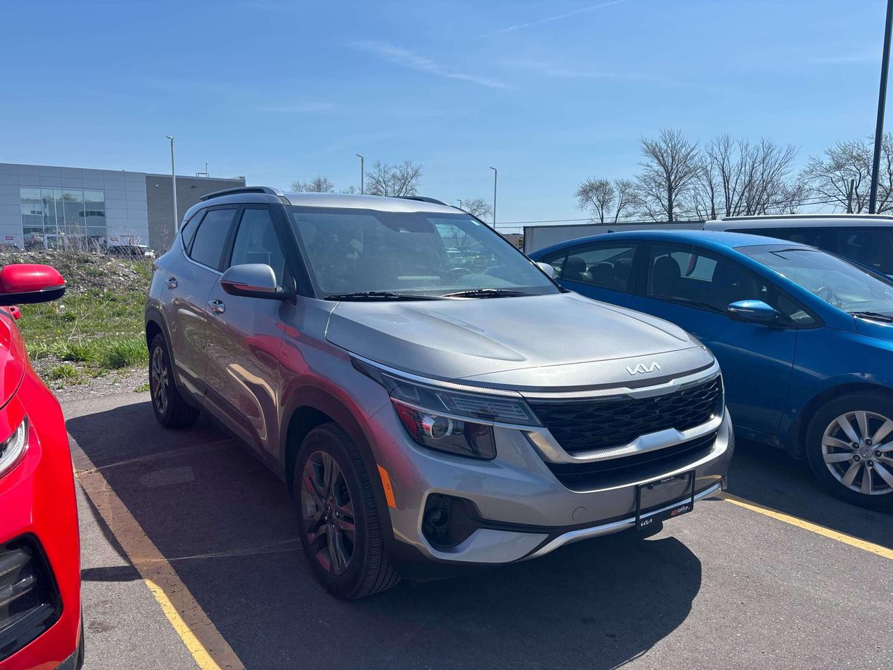 2023 Kia Seltos EX Photo0
