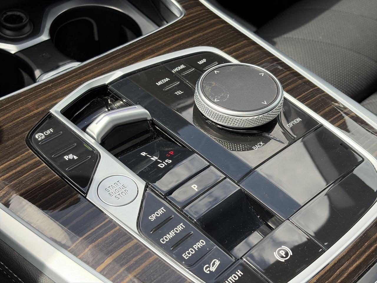 2024 BMW X5 xDrive40i Remote Starter  Alloy Wheels  Woodgrain Photo