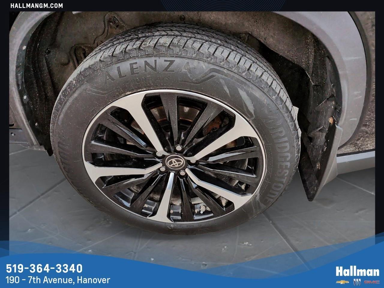 2022 Toyota Highlander XSE 4dr All-Wheel Drive Photo