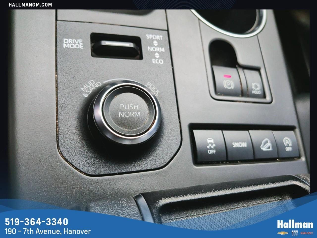 2022 Toyota Highlander XSE 4dr All-Wheel Drive Photo
