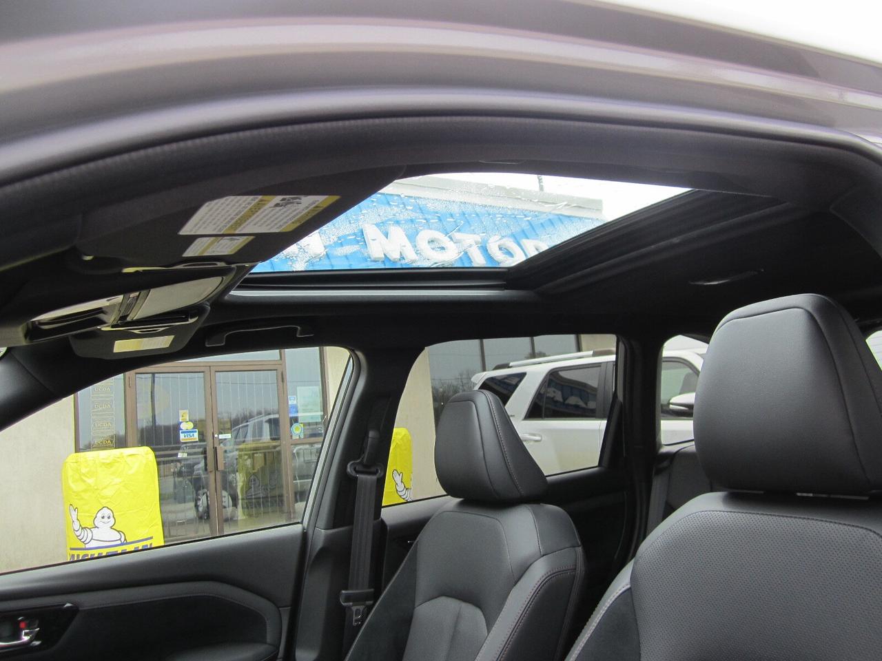 2025 Subaru Forester Premier AWD ONE OWNER NO ACCIDENTS Photo