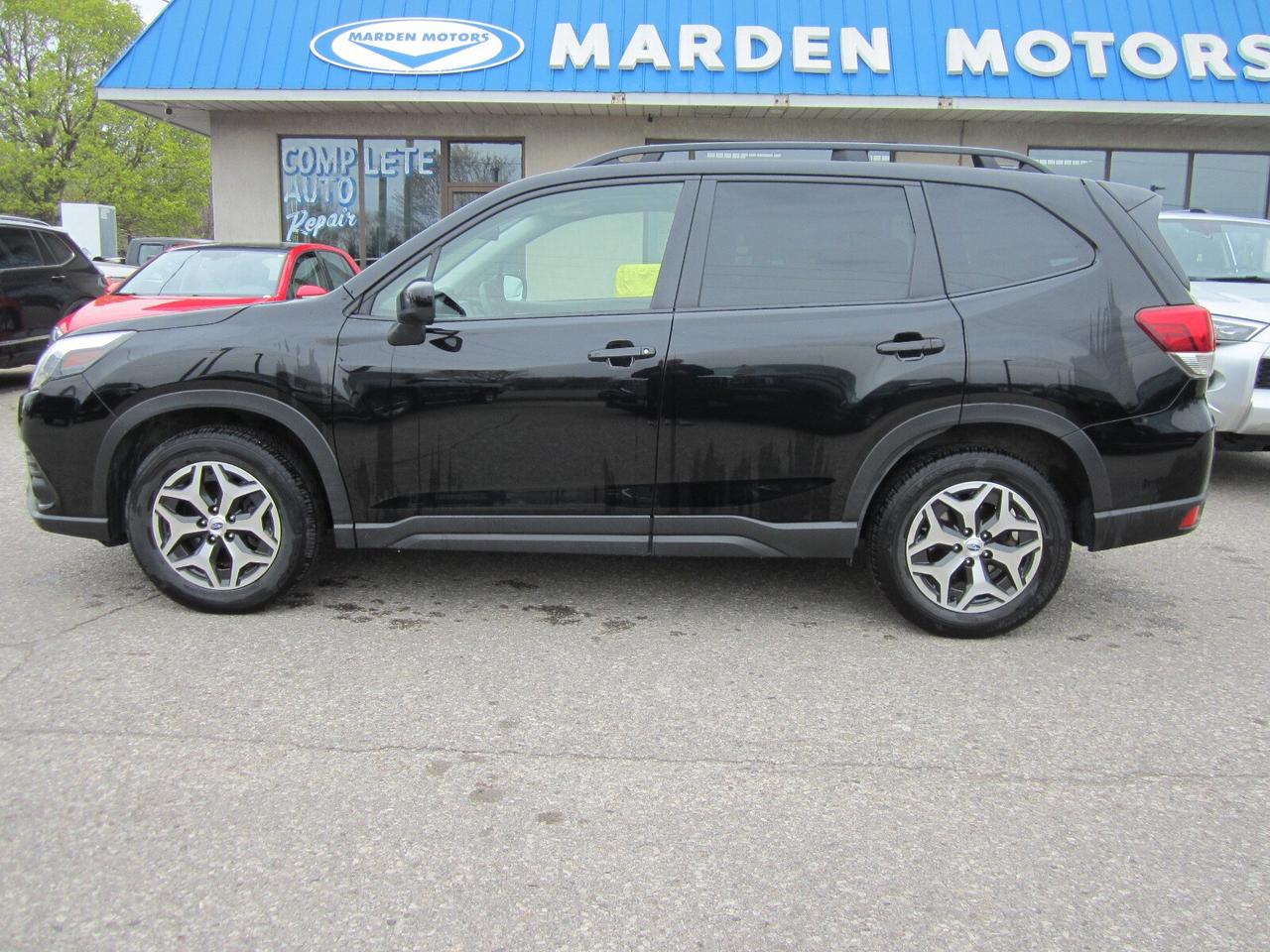 2022 Subaru Forester Touring CVT PANO ROOF ONE OWNER NO ACCIDENTS Photo