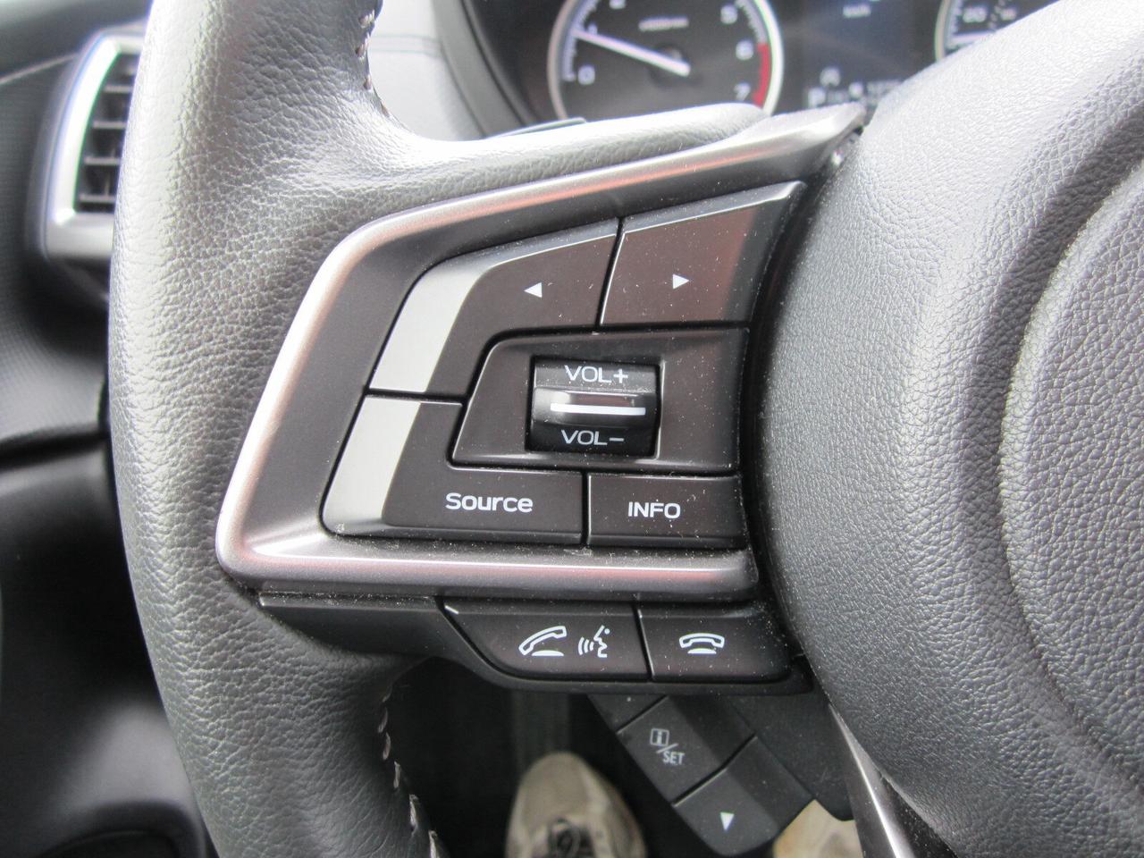 2022 Subaru Forester Touring CVT PANO ROOF ONE OWNER NO ACCIDENTS Photo