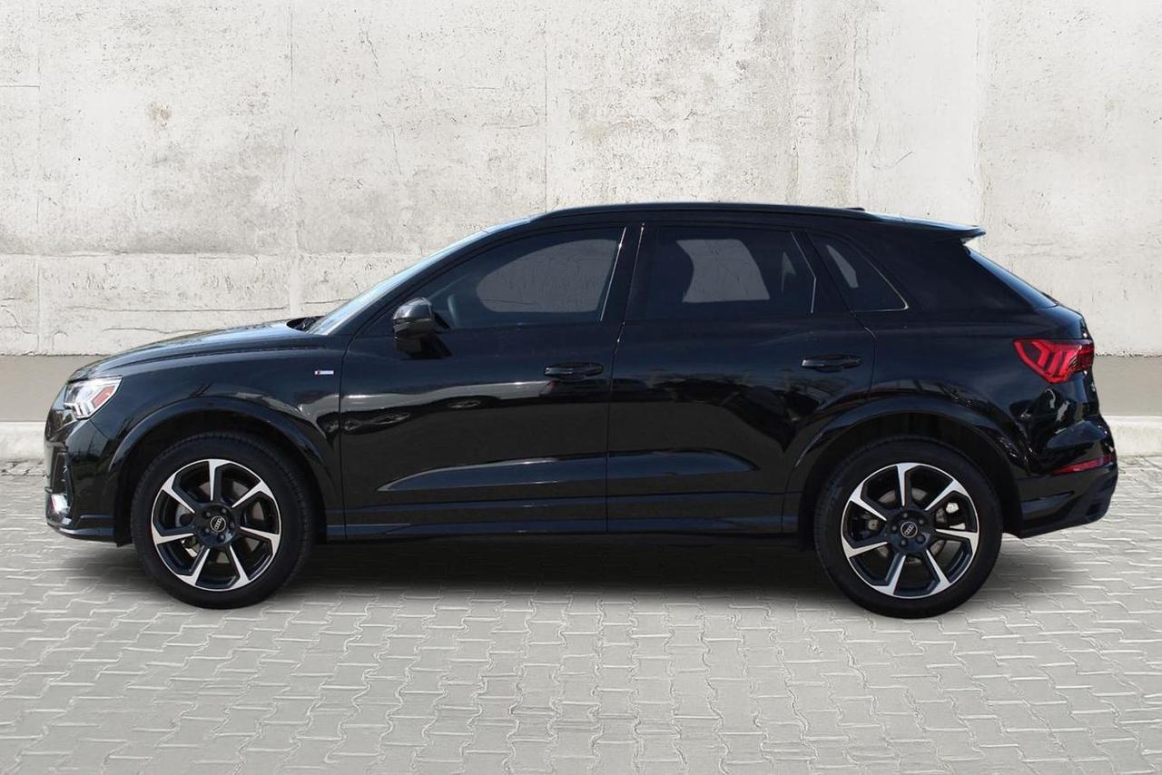 2024 Audi Q3 Plus  Moonroof BkpCam HtdSeats DriveModes ParkingS Photo2
