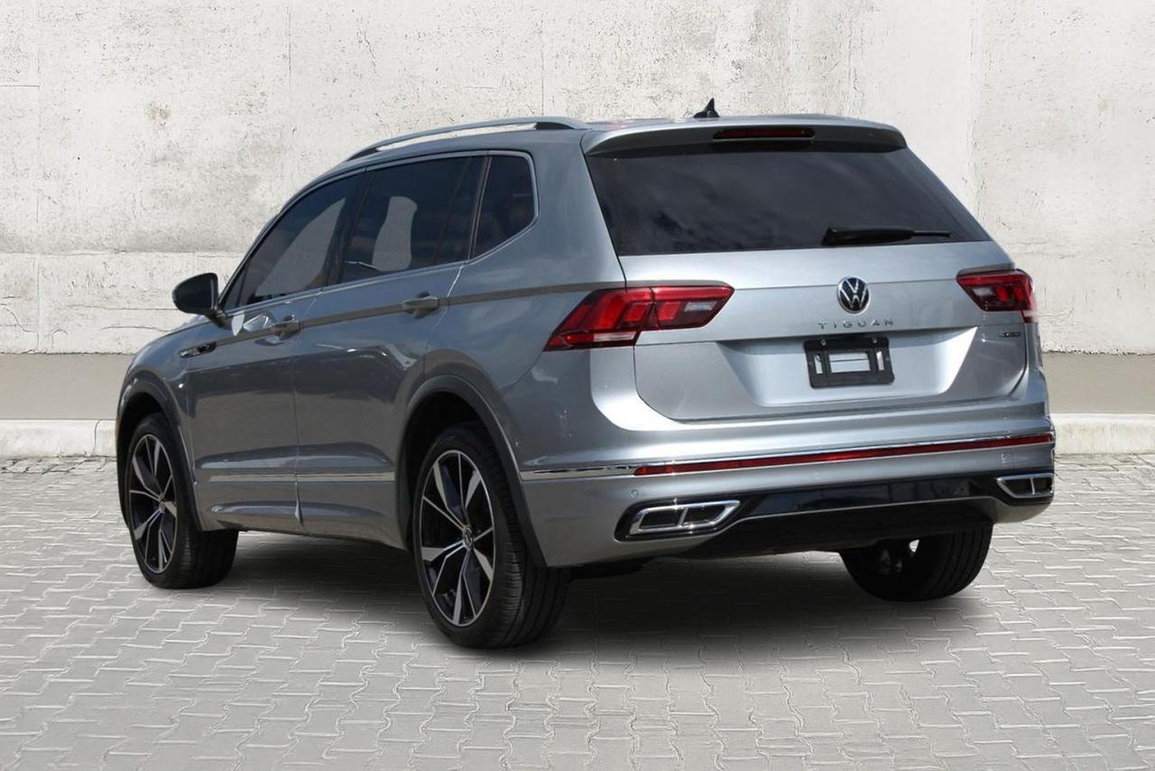 2024 Volkswagen Tiguan SEL Photo3