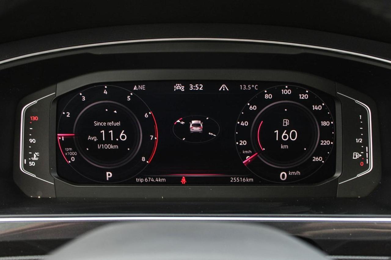 2024 Volkswagen Tiguan SEL Photo