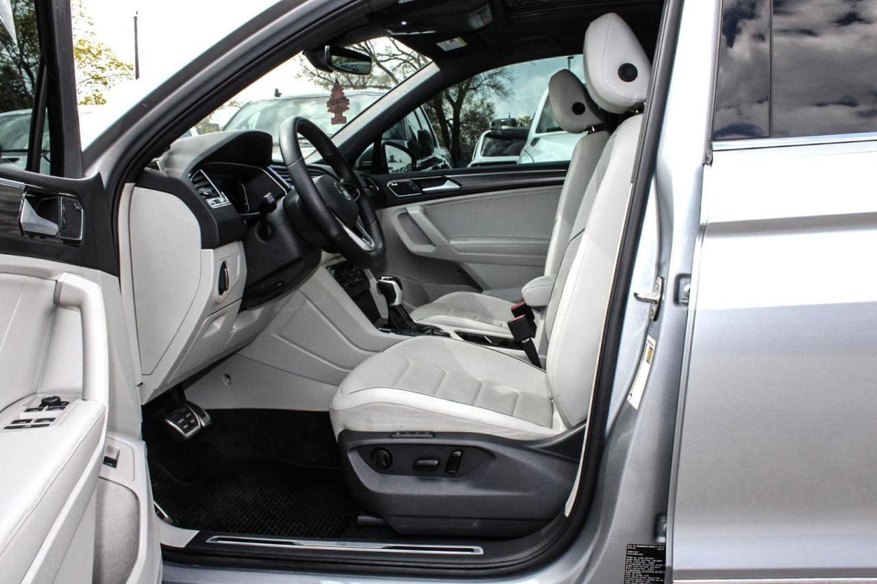 2024 Volkswagen Tiguan SEL Photo