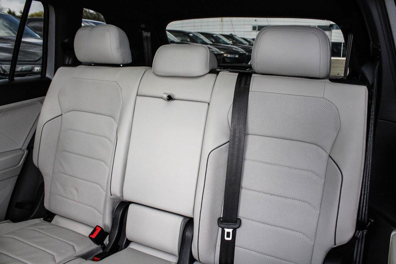 2024 Volkswagen Tiguan SEL Photo