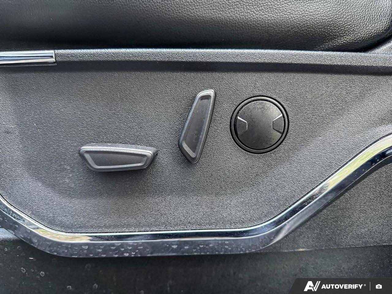 2024 Ford F-150 LARIAT   501A   LARIAT BLACK APP PKG Photo