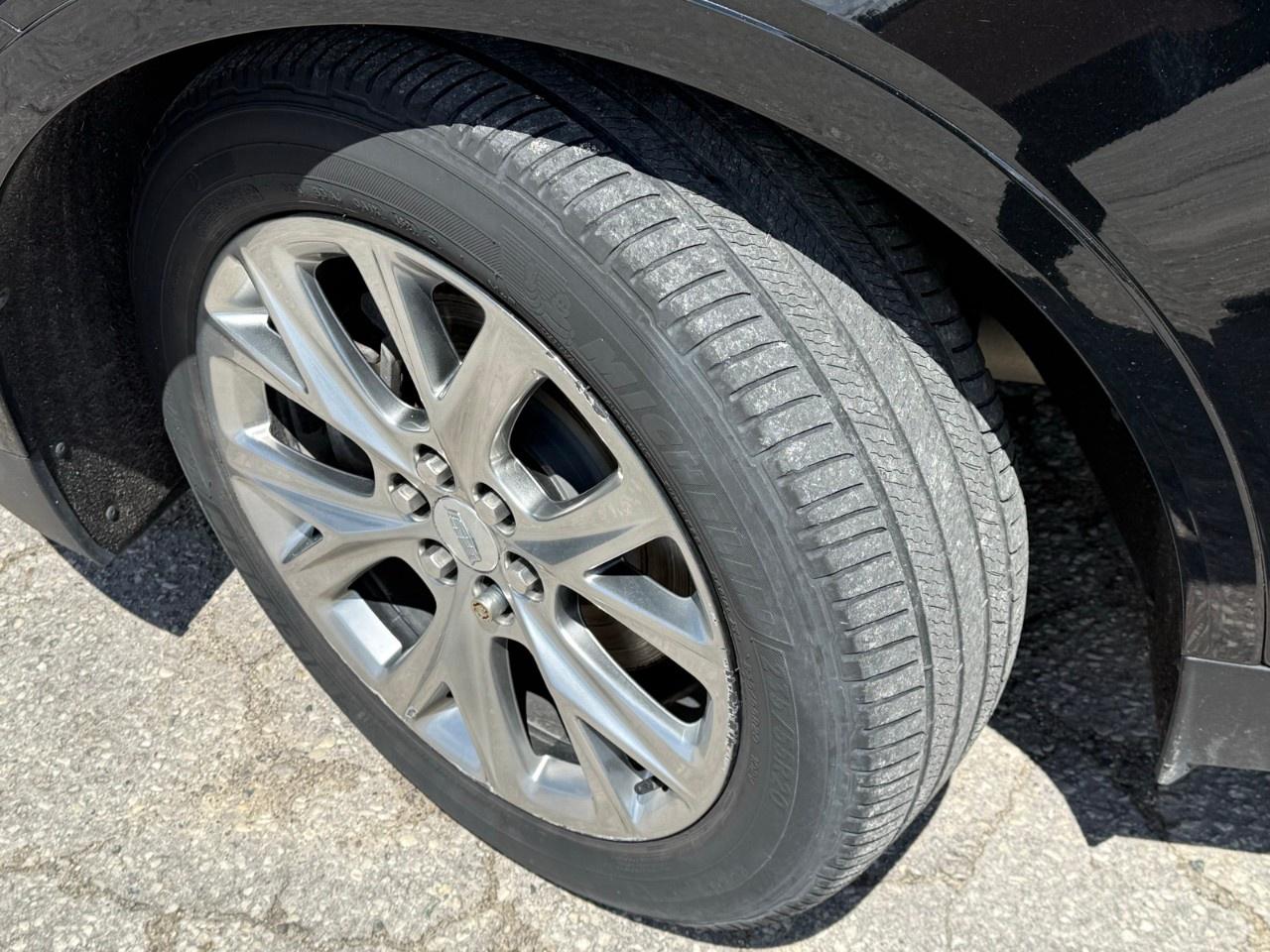 2020 Cadillac XT5 AWD 4dr Sport Photo