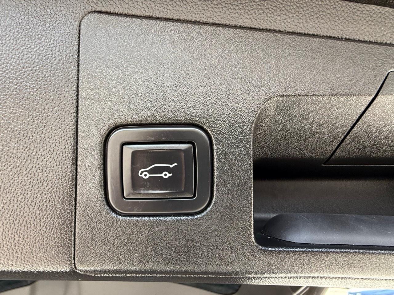 2020 Cadillac XT5 AWD 4dr Sport Photo