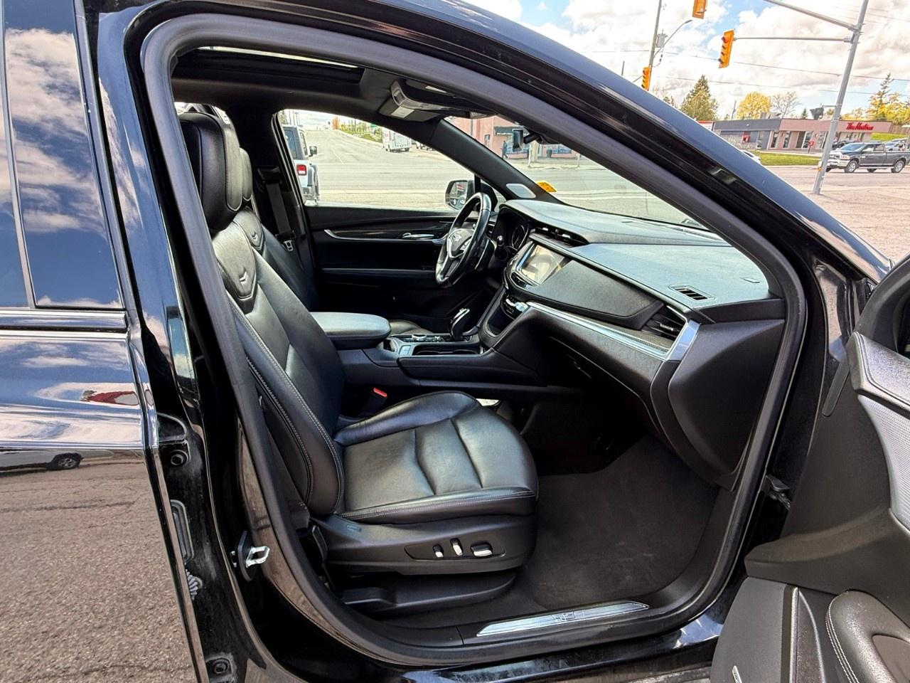 2020 Cadillac XT5 AWD 4dr Sport Photo