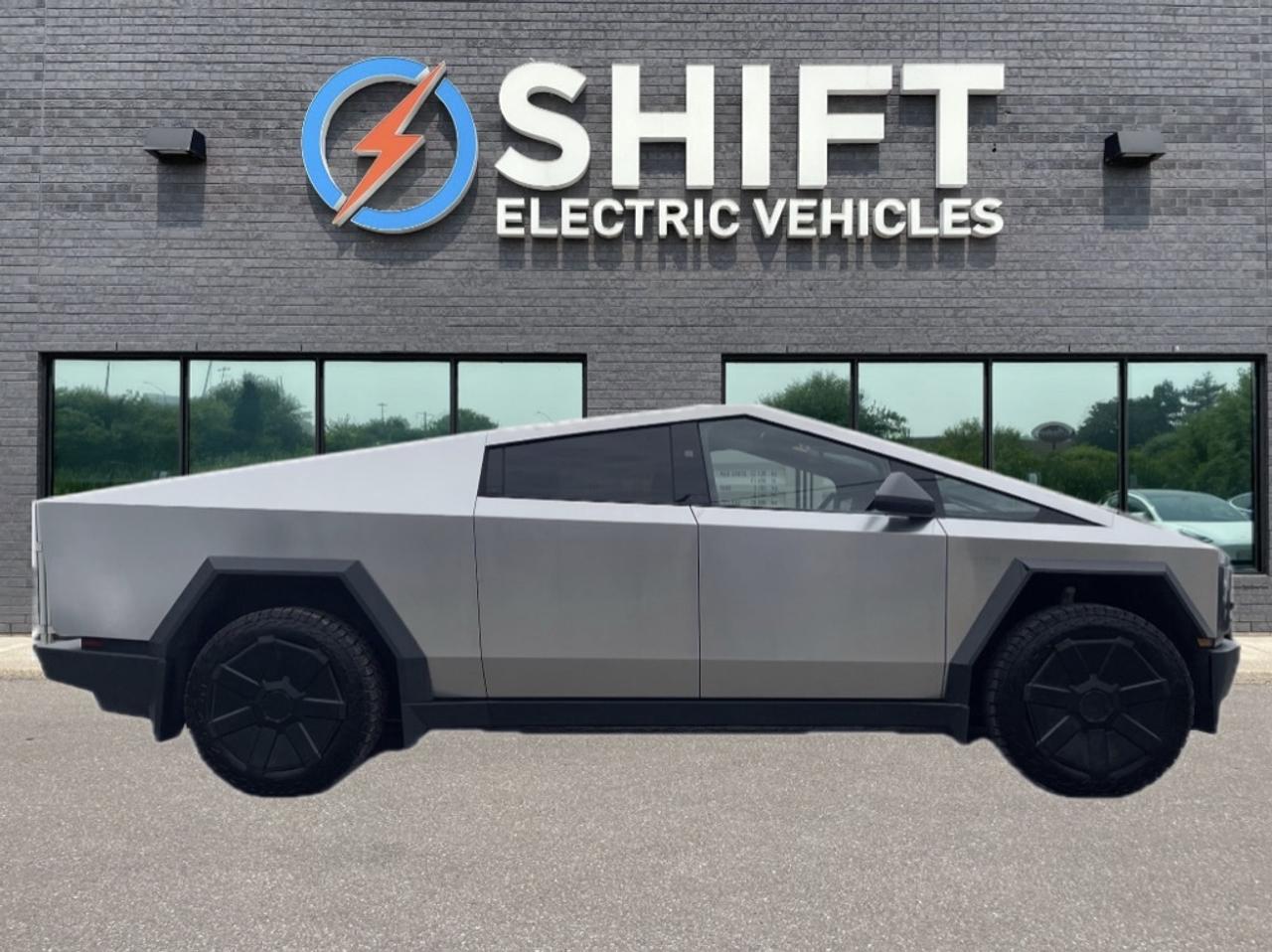 2024 Tesla Cybertruck AWD FOUNDATION SERIES   FSD & Premium Connectivity Photo0