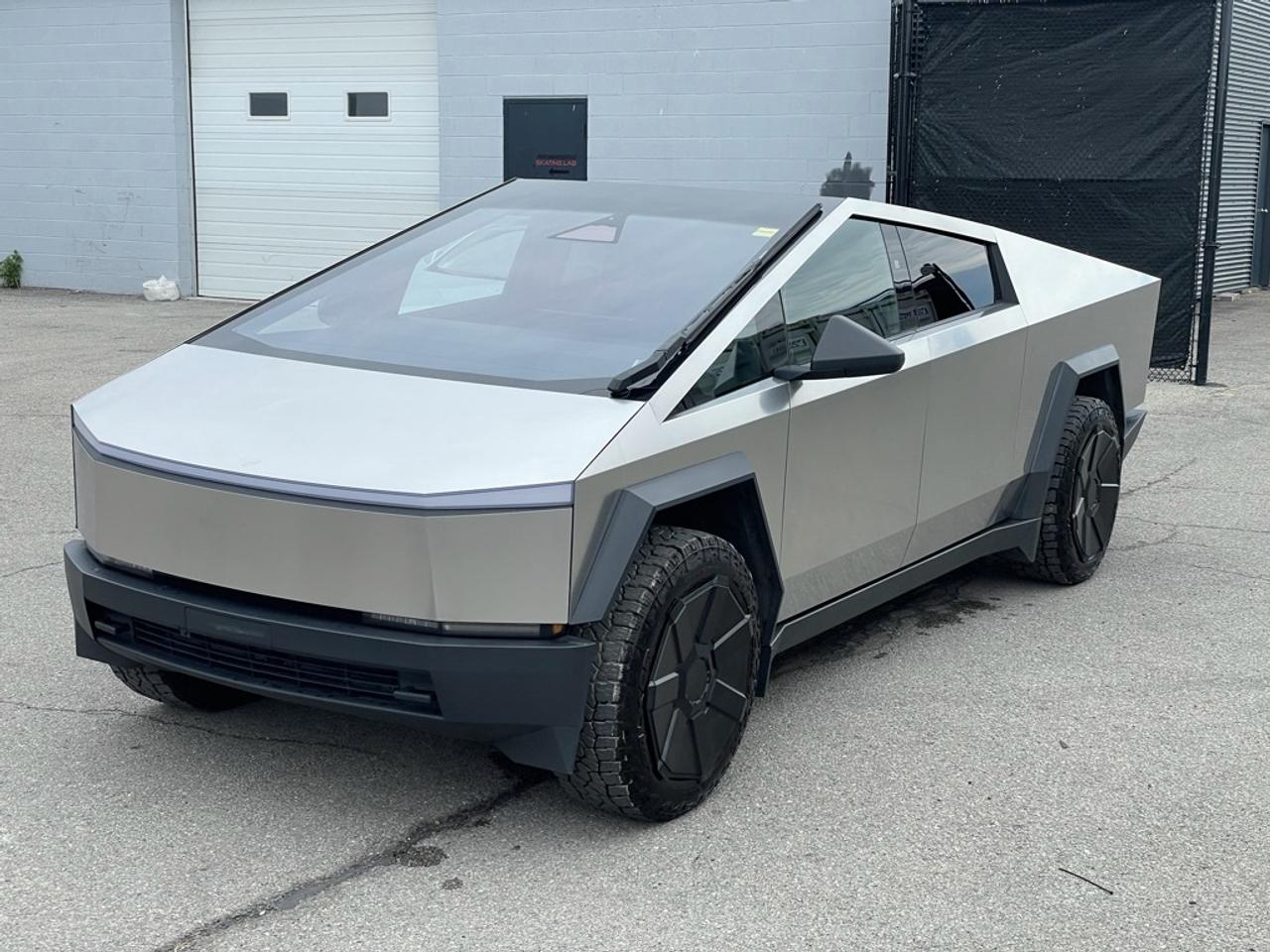 2024 Tesla Cybertruck AWD FOUNDATION SERIES   FSD & Premium Connectivity Photo