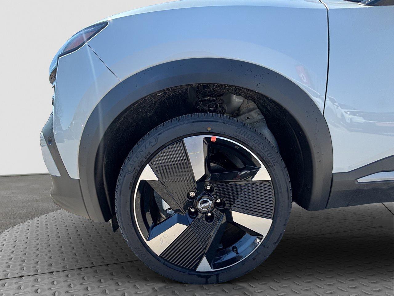 2026 Nissan Kicks SR Premium AWD Photo