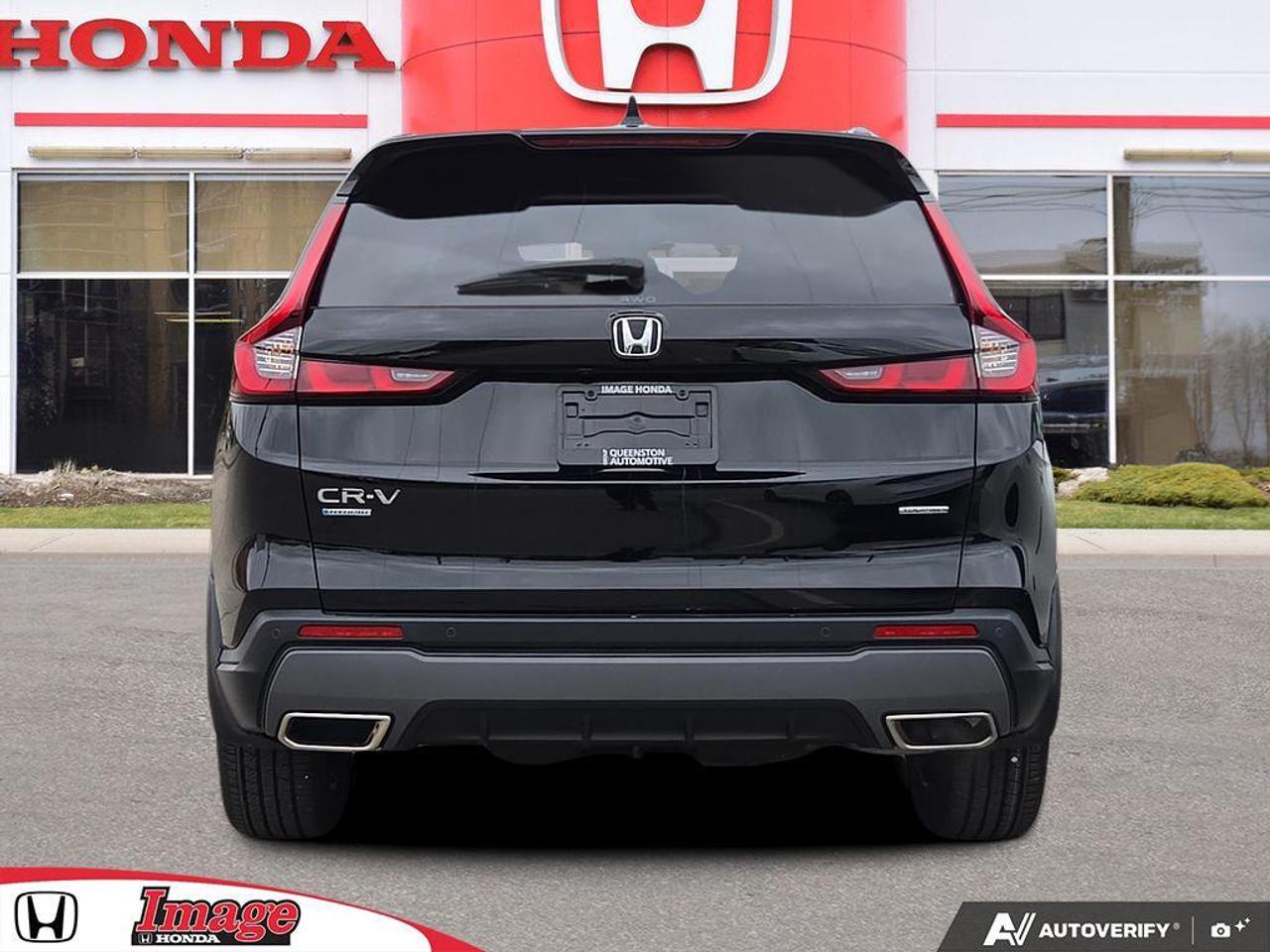 2023 Honda CR-V Hybrid Touring AWD   LEATHER   SUNROOF   NO CLAIMS Photo