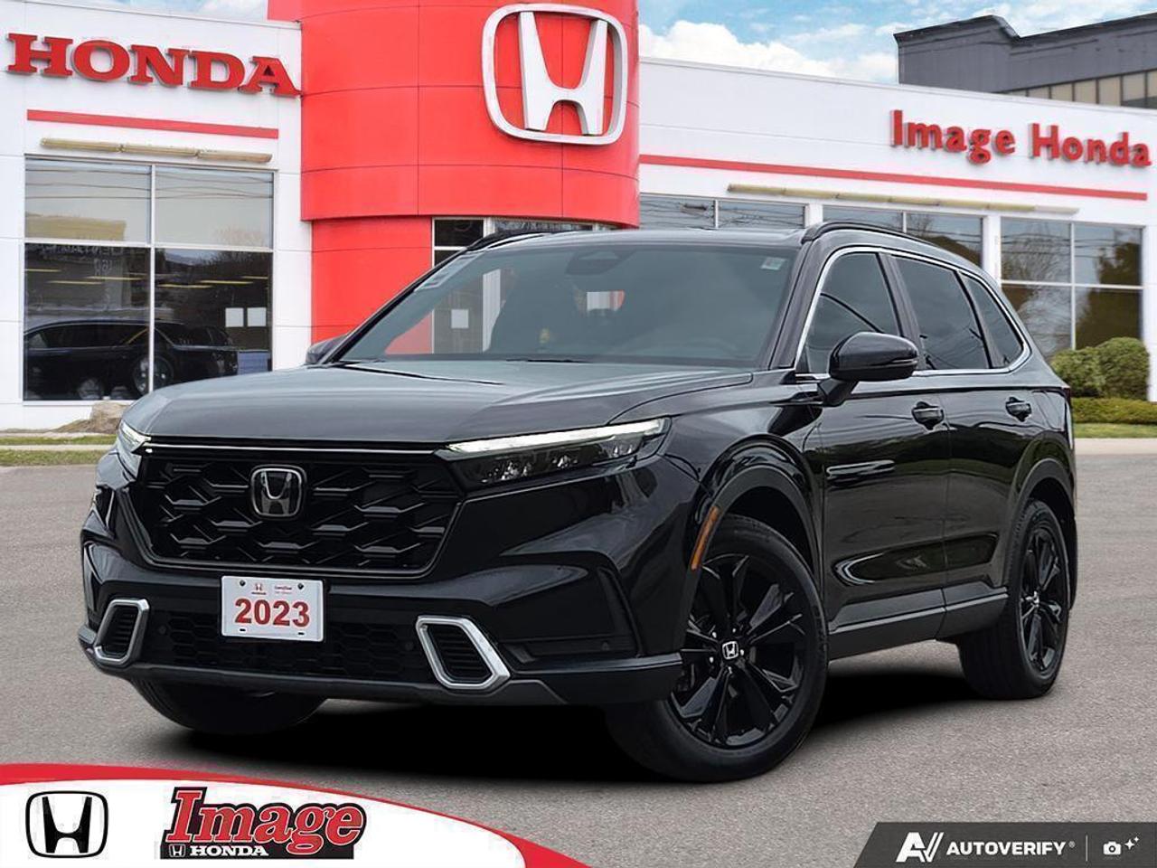 2023 Honda CR-V Hybrid Touring AWD   LEATHER   SUNROOF   NO CLAIMS Photo0