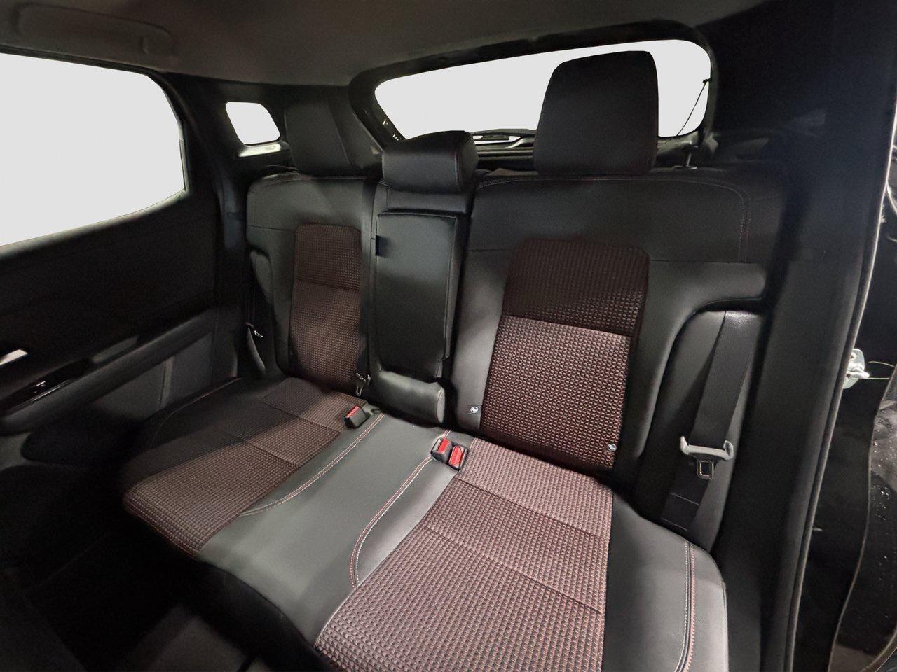 2026 Nissan Kicks SR Premium AWD Photo