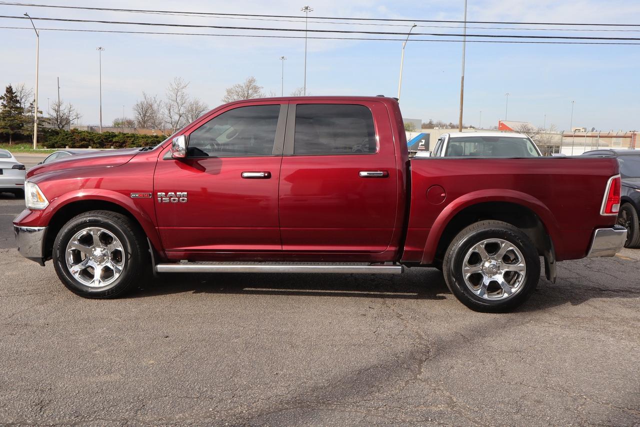 2017 RAM 1500 Laramie Crew Cab 4WD Ecodiesel One Owner Photo3