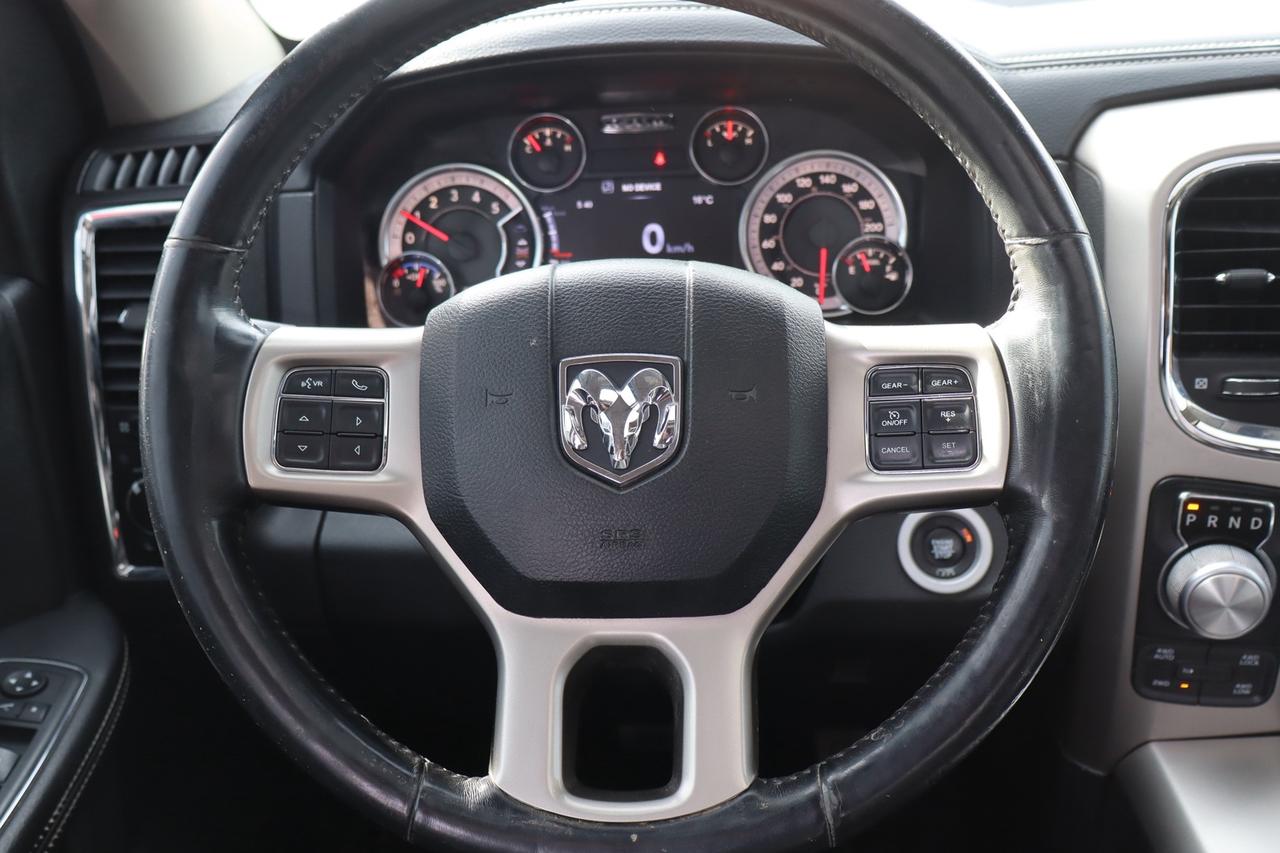 2017 RAM 1500 Laramie Crew Cab 4WD Ecodiesel One Owner Photo